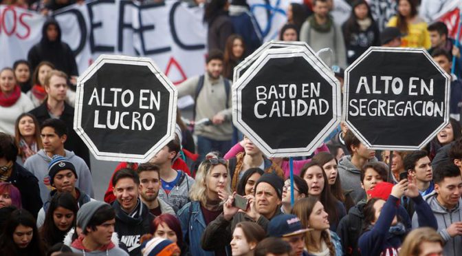 Fim da gratuidade no ensino superior não tornaria educação brasileira menos desigual, afirmam especialistas