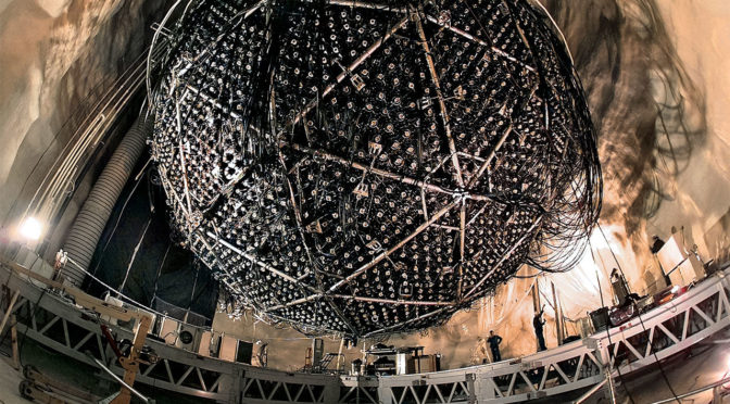 Clique aqui para ler todo o conteúdo do dossiê Neutrinos