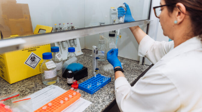 Centros especializados orientam hospitais e população em casos de intoxicações