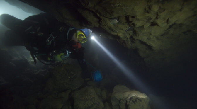 Documentário reconstitui o resgate de 13 pessoas de uma caverna inundada na Tailândia